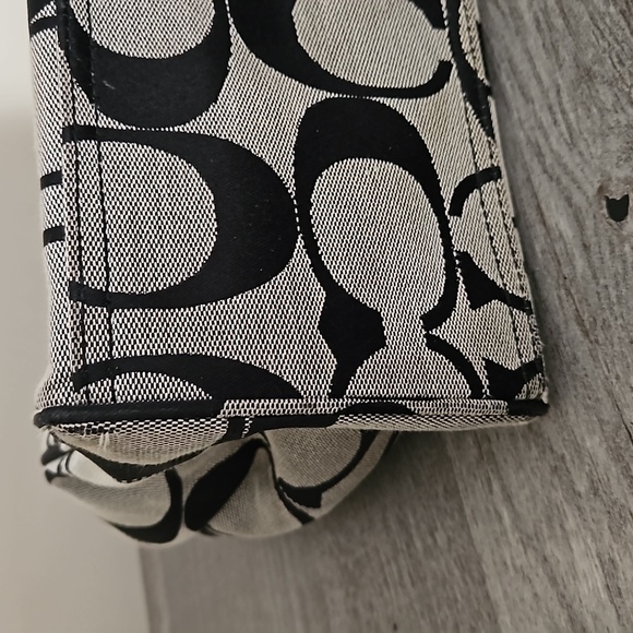 COACH AUTHENTIC BAG F14878 DAISY SIGNATURE CANVAS LEATHER TRIM B PREOWNED - Picture 13 of 15